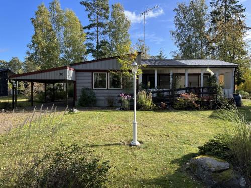 Cozy cottage on Okno near nature